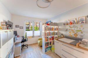 Kinderzimmer/Büro