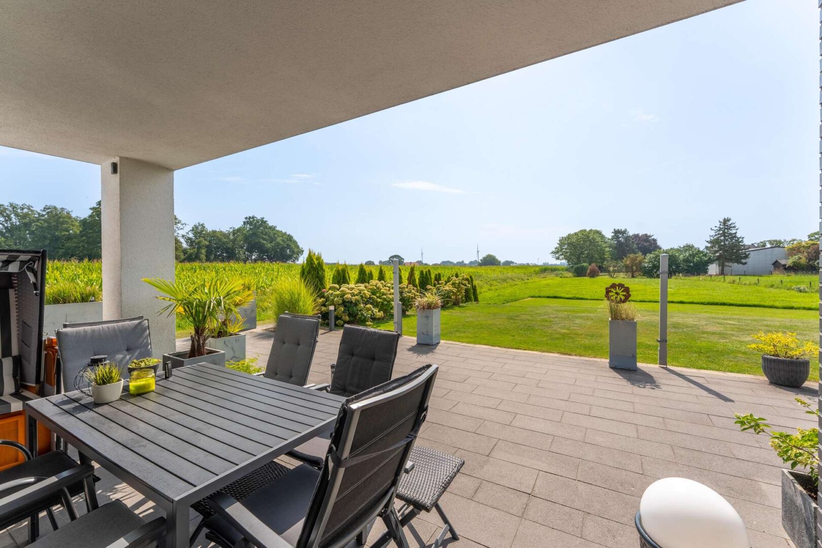 Überdachte Terrasse