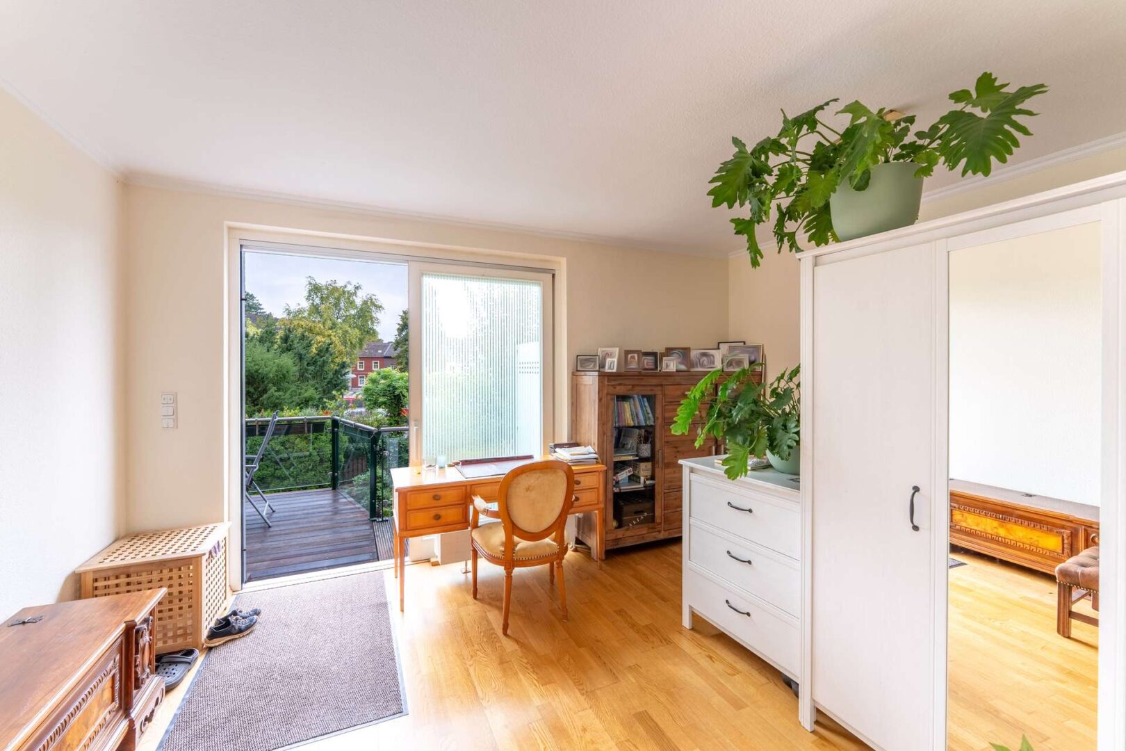 1.OG: Arbeitszimmer/Schlafzimmer