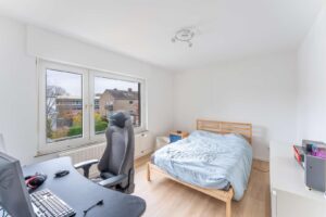 OG rechts: Schlafzimmer