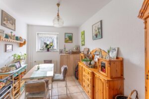 EG rechts: zweites Zimmer