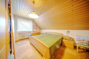 Schlafzimmer II