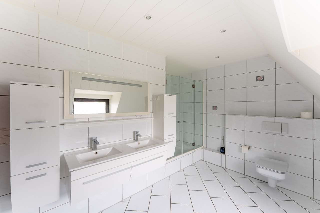 Badezimmer Dachgeschoss