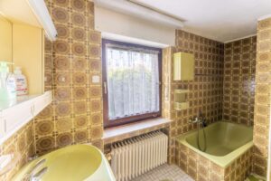Badezimmer EG
